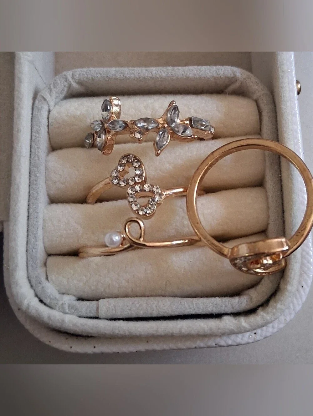 Bundle of 4 rings size 8